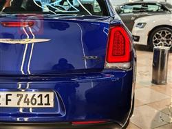 کرایسلەر 300